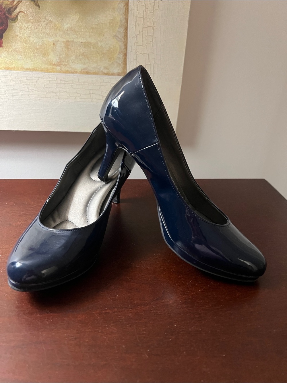 Kelly & Katie Navy Dorothea Stiletto High Heals Size 6
